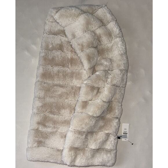 Talbots Faux Fur White - NWT - Picture 1 of 3